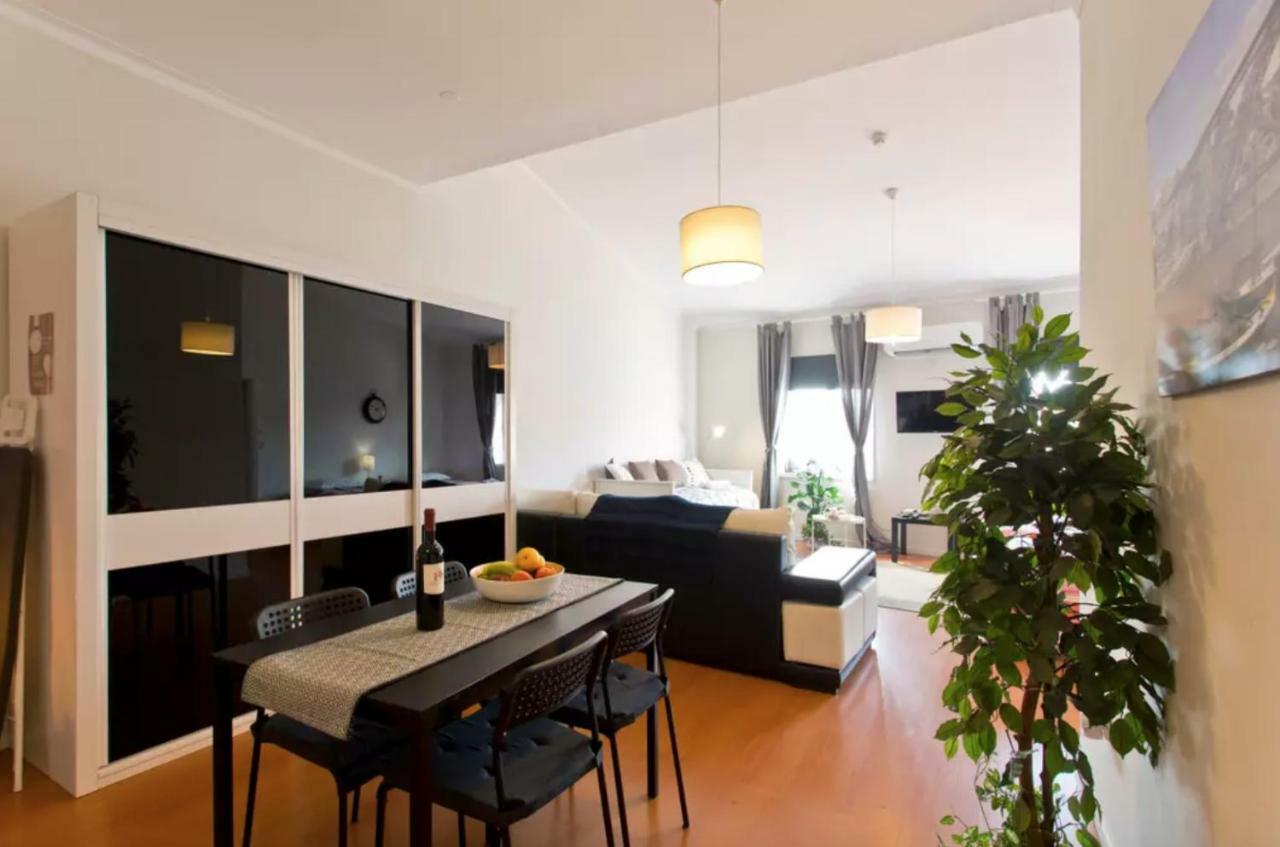 Cozy Sunny Flats By Hostwise Apartment Porto Exterior photo